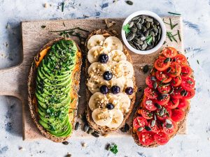 Fresh Fruit and Vegetable Salad