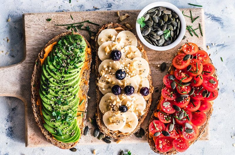 Fresh Fruit and Vegetable Salad